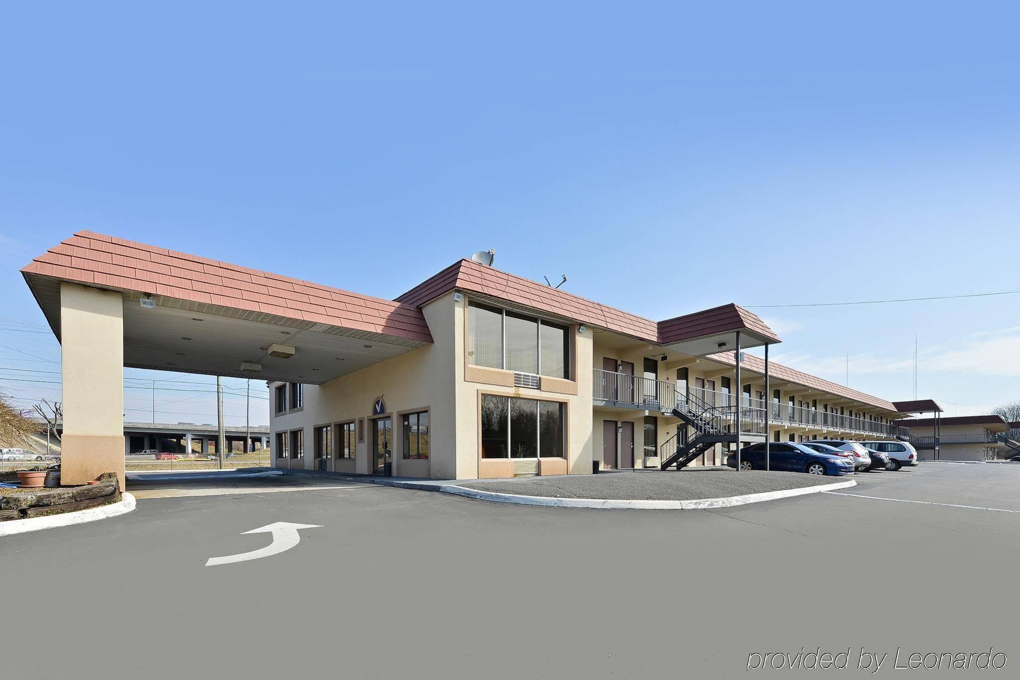 Americas Best Value Inn And Suites Knoxville Exterior foto