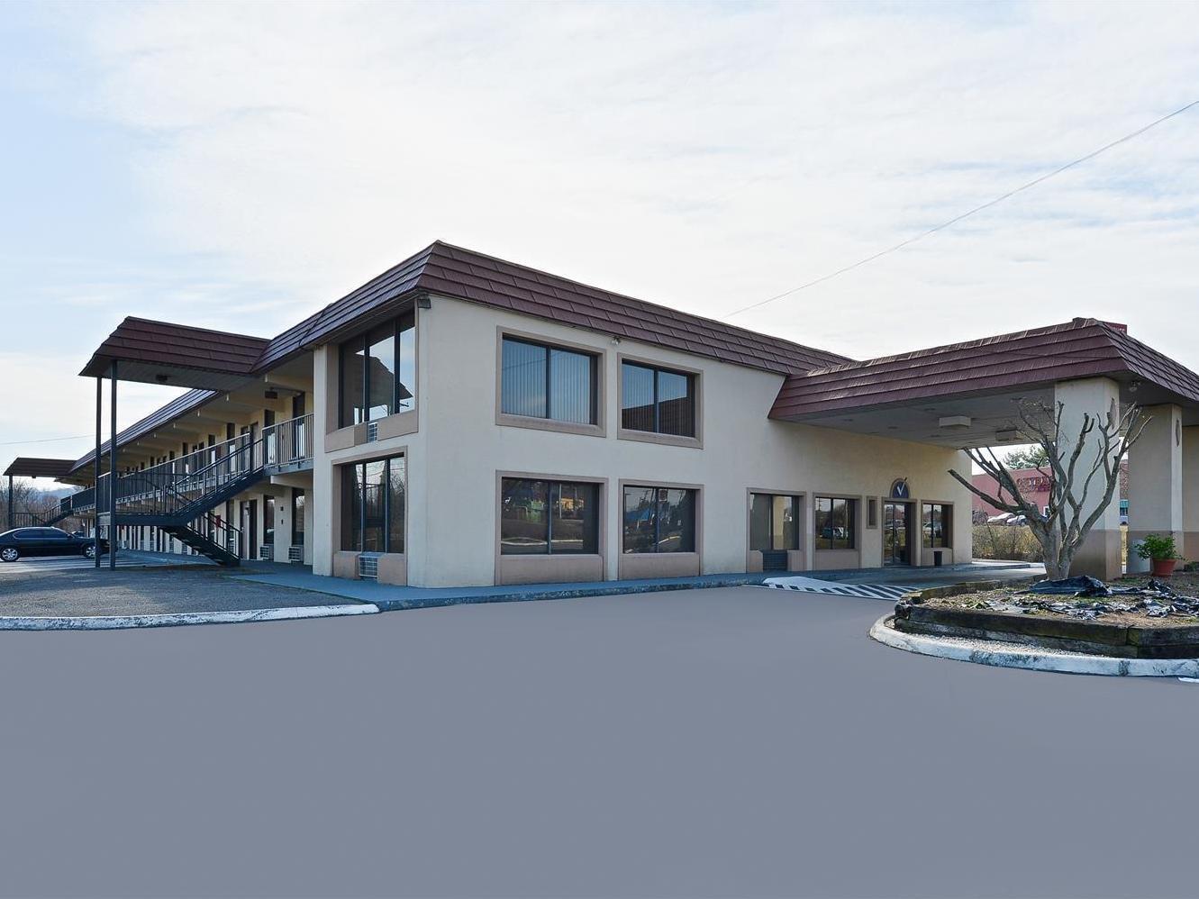 Americas Best Value Inn And Suites Knoxville Exterior foto